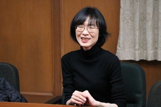 『百年泥』（新潮社刊）で芥川賞を受賞した石井遊佳さん