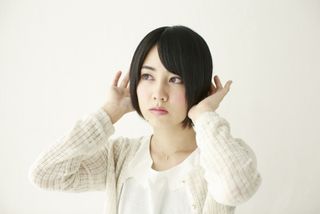 知らないうちに難聴は進行している？今日からできる「耳の不調」の改善策とは