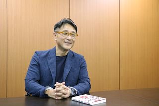 『会社を50代で辞めて勝つ! 「終わった人」にならないための45のルール』（集英社刊）の著者、高田敦史さん