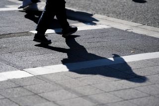 A評価でもリストラ対象に…会社に求められる50代と不要になる50代の違い(*画像はイメージです)