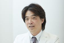 『がんばらなくても20歳若返るナチュラルホルモン療法』の著者、藤森徹也さん