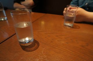 コップの中に水が半分。「もう半分しかない」「まだ半分もある」あなたはどっち？